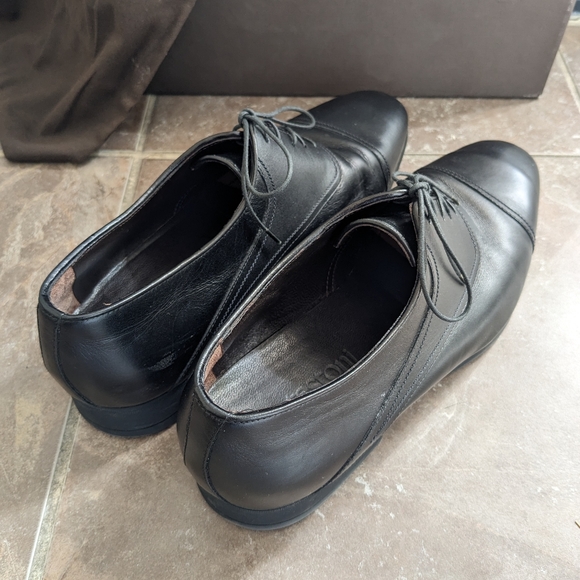 Formal Oxford Shoes - Picture 4 of 11